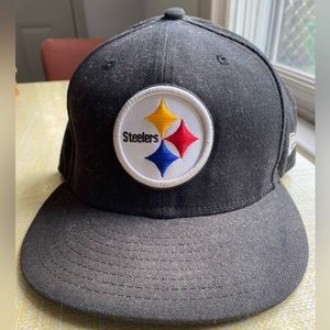 Pittsburgh Steelers Fitted Hat - New Era 59FIFTY - Size 7 3/8”